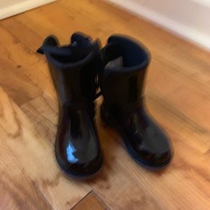 Ugg toddler boots